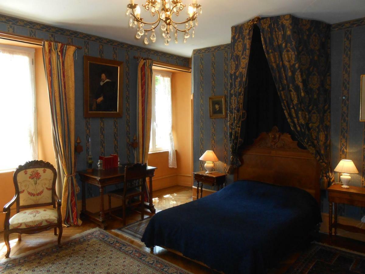 Chateau De Courbelimagne, Raulhac Dış mekan fotoğraf