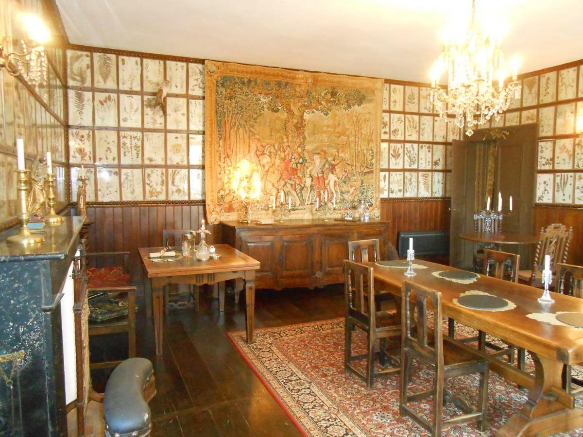 Chateau De Courbelimagne, Raulhac Dış mekan fotoğraf